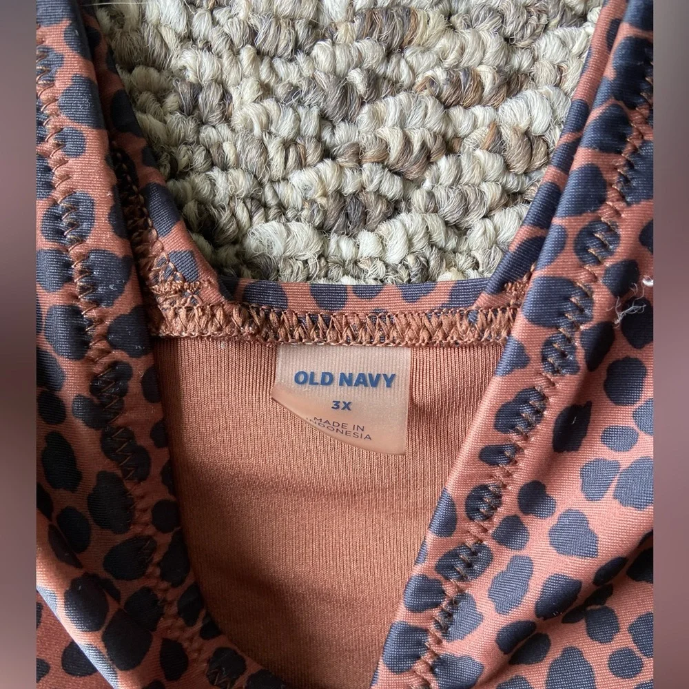 Old Navy Brown And Black Animal Print Bikini Top - Picture 4 of 7